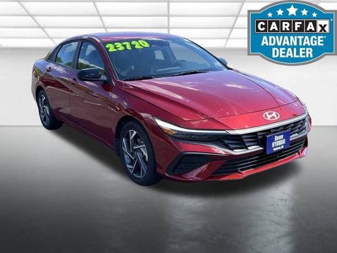 Certified 2025 Hyundai Elantra Sport image 1