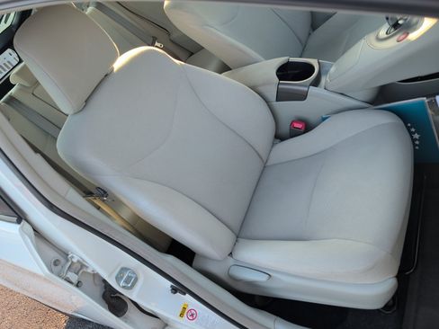 Used 2013 Toyota Prius Two FWD image 32