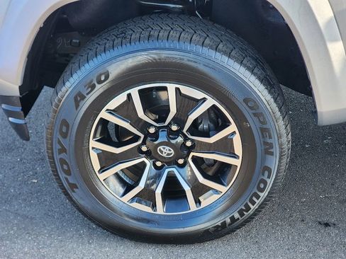 Used 2023 Toyota Tacoma TRD Sport image 18