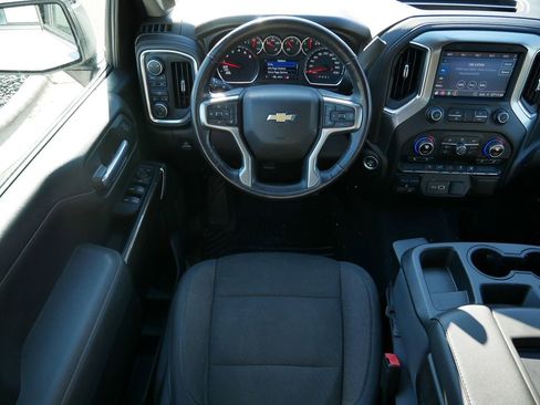 Used 2019 Chevrolet Silverado 1500 LT image 11