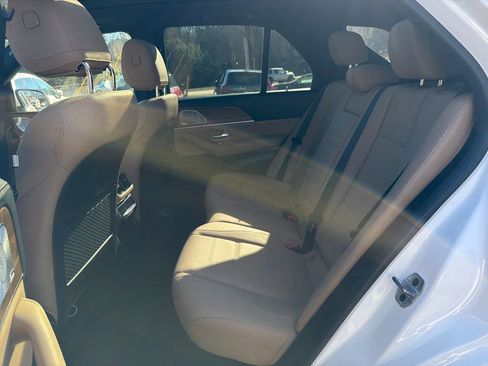 Used 2024 Mercedes-Benz GLE 350 4MATIC image 29