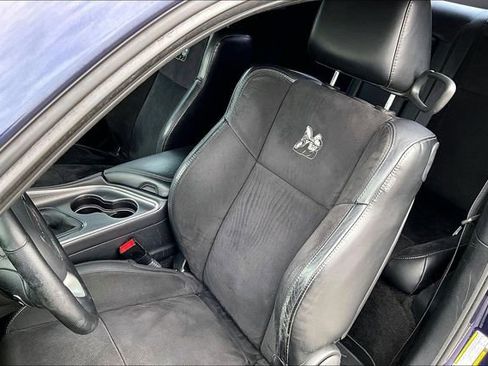 Used 2016 Dodge Challenger R/T Scat Pack RWD image 21