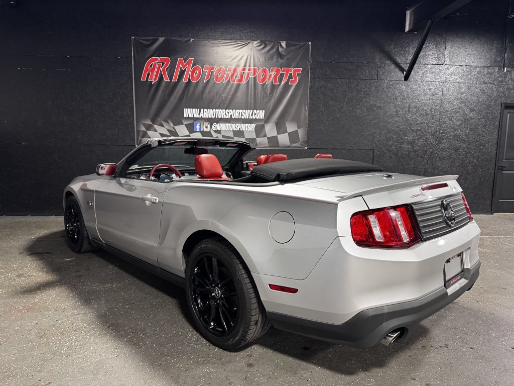 Used 2011 Ford Mustang GT Premium w/ 401A Rapid Spec Order Code RWD image 3