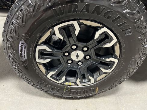 New 2026 Chevrolet Silverado 1500 ZR2 w/ LPO, Dark Essentials Package AWD/4WD image 50