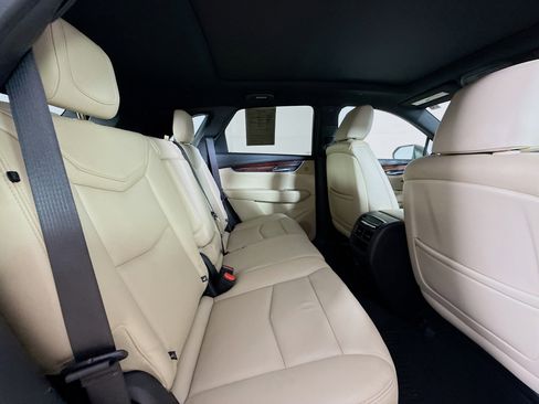Used 2018 Cadillac XT5 Premium Luxury w/ Driver Assist Package FWD image 35