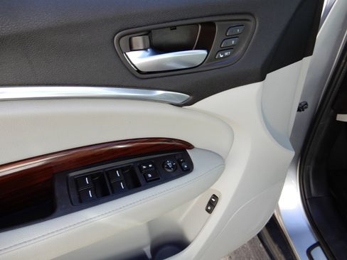 Used 2016 Acura MDX SH-AWD image 26