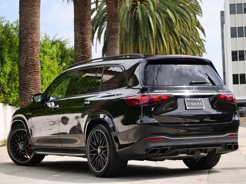 Used 2025 Mercedes-Benz GLS 63 AMG 4MATIC image 5
