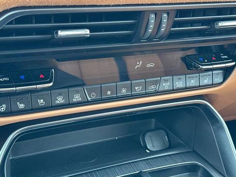 Certified 2025 MAZDA CX-70 3.3 Turbo S w/ Premium Plus image 22