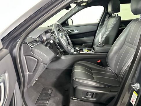 Used 2022 Land Rover Range Rover Velar R-Dynamic S image 11