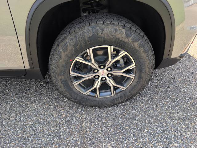 New 2026 GMC Acadia AT4 w/ Luxury Package AWD/4WD image 9