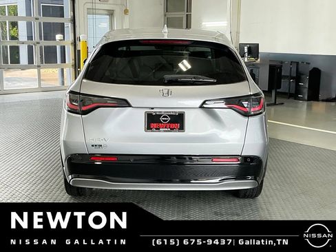 Used 2025 Honda HR-V EX-L image 5