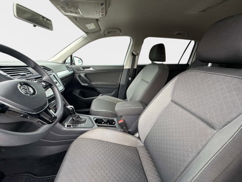 Used 2021 Volkswagen Tiguan S FWD image 23