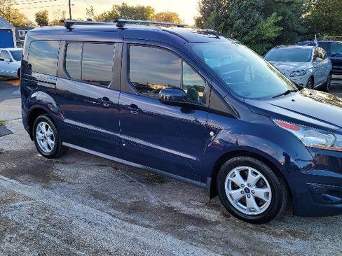 Used 2016 Ford Transit Connect Titanium image 5
