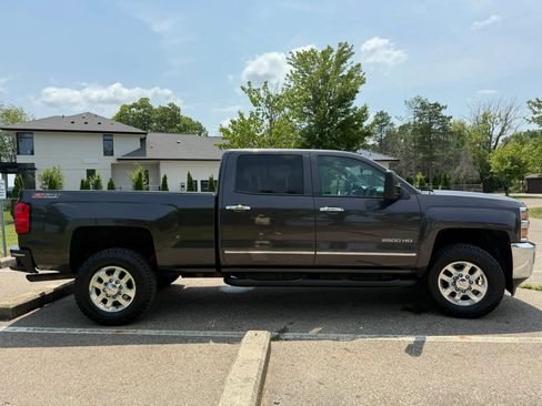 Used 2015 Chevrolet Silverado 2500 LTZ w/ LTZ Plus Package AWD/4WD image 4