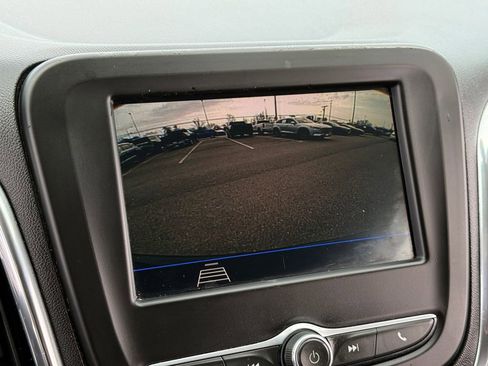 Used 2020 Chevrolet Equinox LT image 25