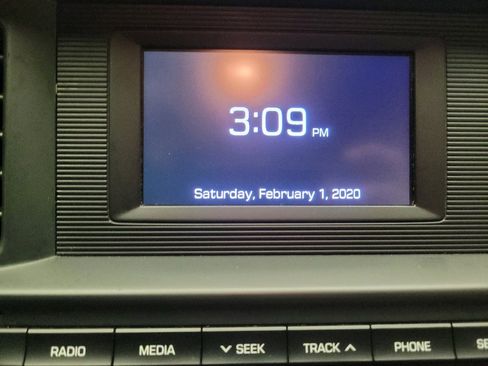 Used 2019 Hyundai Elantra SE image 25