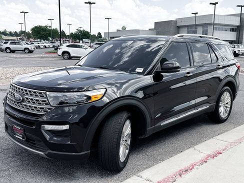 Used 2020 Ford Explorer Limited AWD/4WD image 4