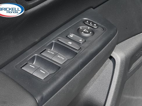 Used 2025 Honda CR-V Sport image 17