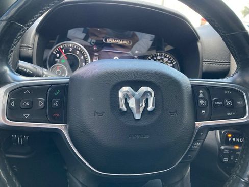 Used 2019 RAM 1500 Laramie AWD/4WD image 19