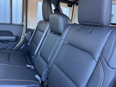 New 2026 Jeep Wrangler Sahara w/ Technology Group image 40