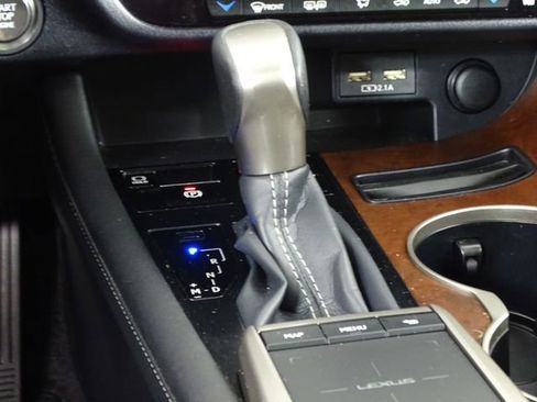 Used 2020 Lexus RX 350L FWD w/ Premium Package image 40