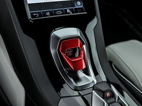 Used 2021 Lamborghini Huracan EVO RWD image 29