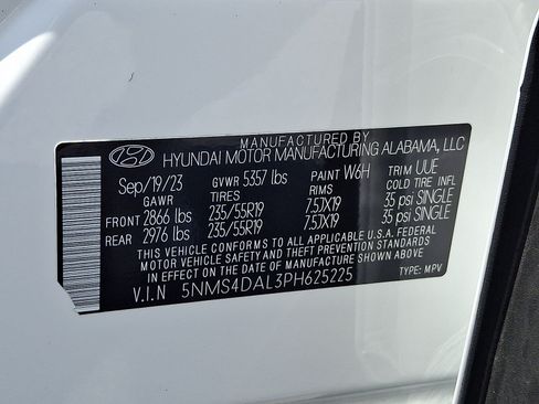 Certified 2023 Hyundai Santa Fe Limited AWD/4WD image 31