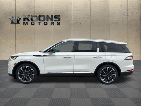 New 2026 Lincoln Aviator Reserve image 2