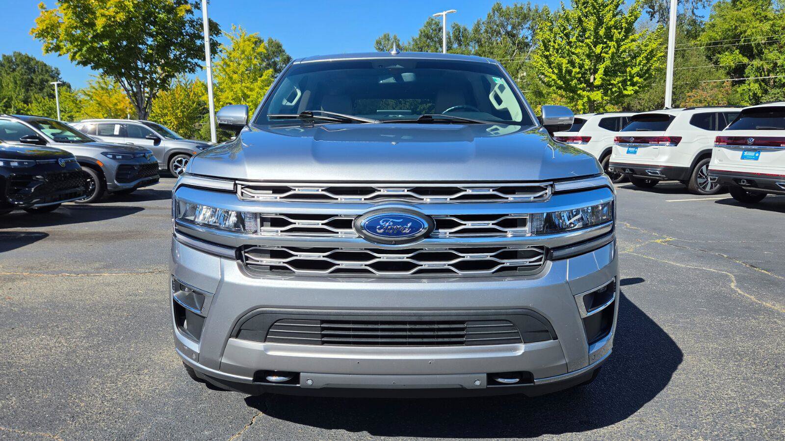 Used 2023 Ford Expedition Max Platinum AWD/4WD image 10