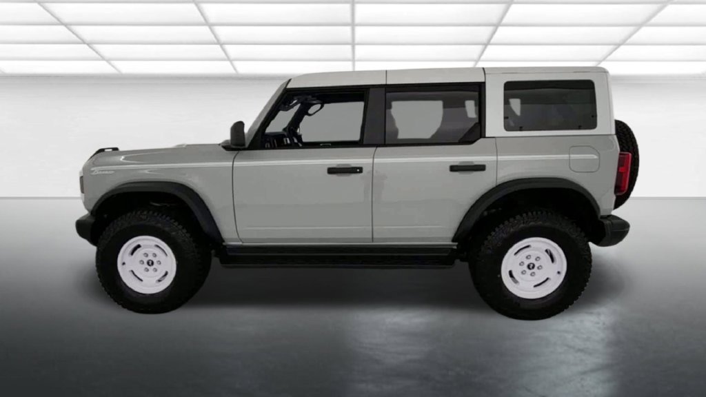 New 2026 Ford Bronco Heritage Edition AWD/4WD image 5