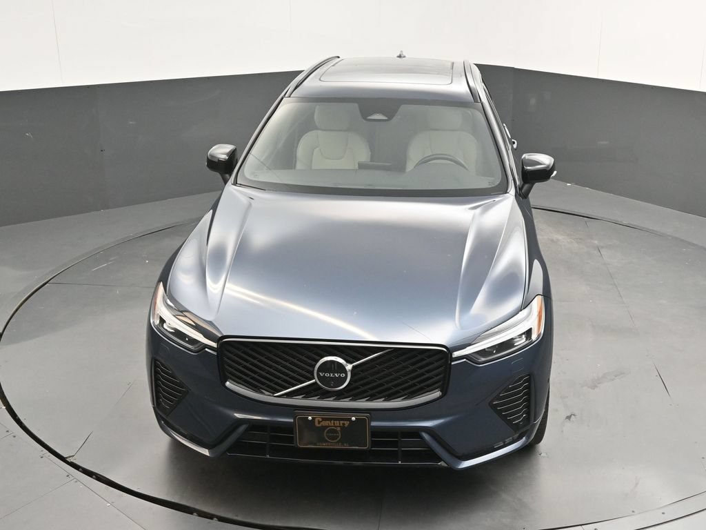 Certified 2026 Volvo XC60 B5 Plus AWD/4WD image 29