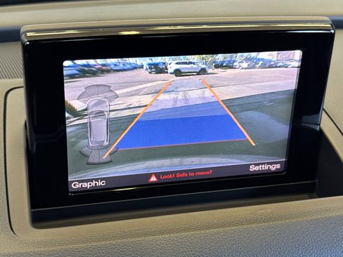 Used 2017 Audi Q3 2.0T Premium image 20