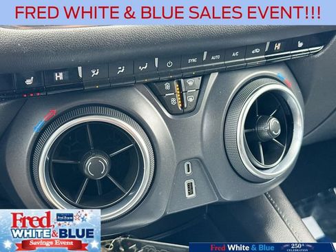 Used 2022 Chevrolet Blazer LT AWD/4WD image 15