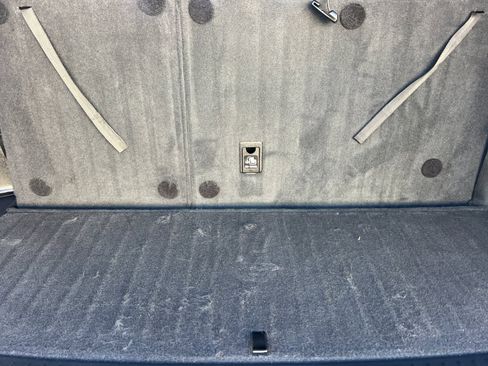 Used 2018 Toyota Highlander Limited image 16