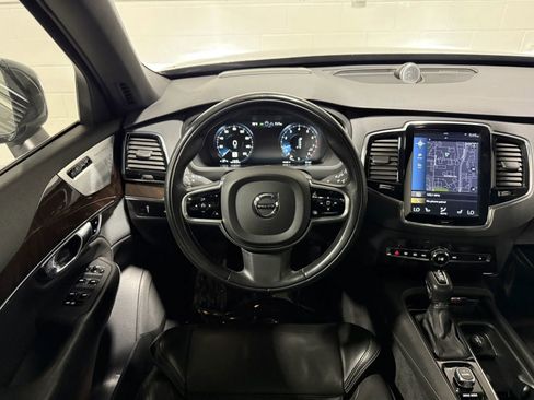 Used 2017 Volvo XC90 T6 Momentum w/ Vision Package AWD/4WD image 26