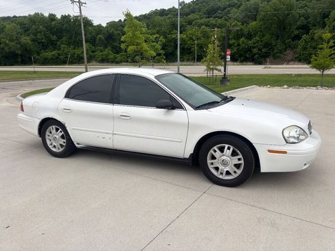 Used 2005 Mercury Sable GS FWD image 5