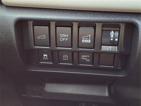 Used 2024 Subaru Forester Limited w/ POP Package 3 image 23