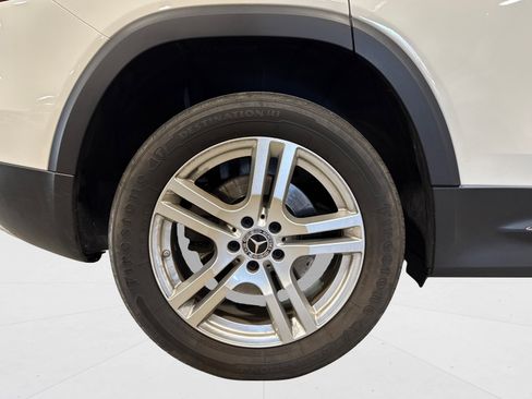 Used 2020 Mercedes-Benz GLB 250 4MATIC image 51