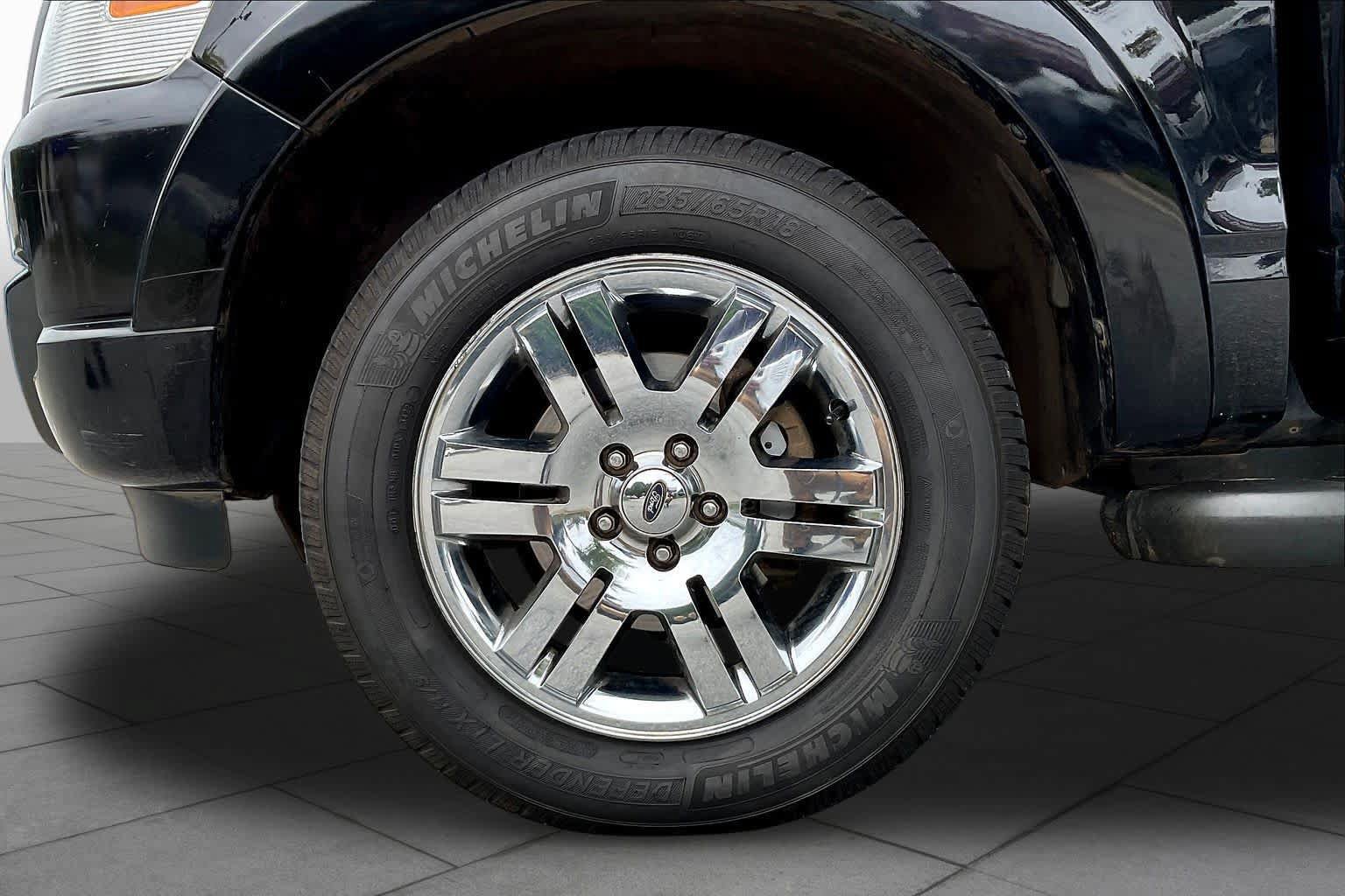 Used 2009 Ford Explorer Limited RWD image 9