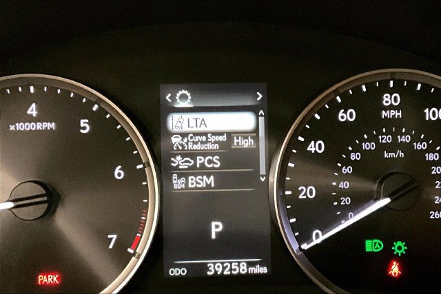 Used 2024 Lexus IS 350 F Sport RWD image 36