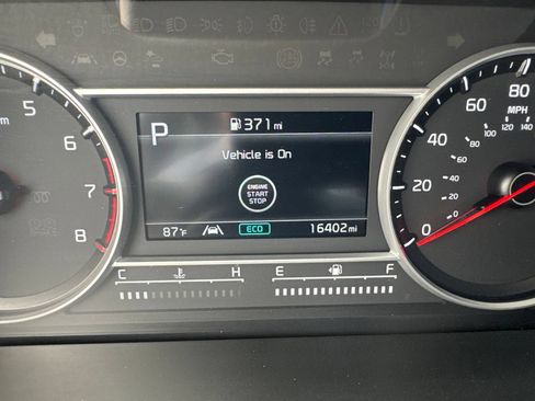 Used 2023 Kia Sorento S w/ Panoramic Sunroof Package AWD/4WD image 31