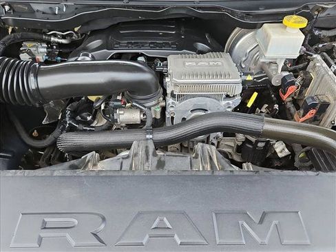 Used 2019 RAM 1500 Laramie AWD/4WD image 21