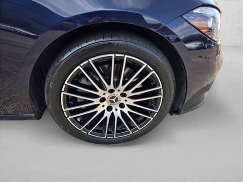 Used 2022 Mercedes-Benz C 300 Sedan image 15