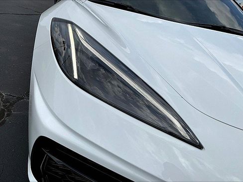 Used 2023 Chevrolet Corvette Stingray Premium Conv w/ Z51 Performance Package RWD image 7