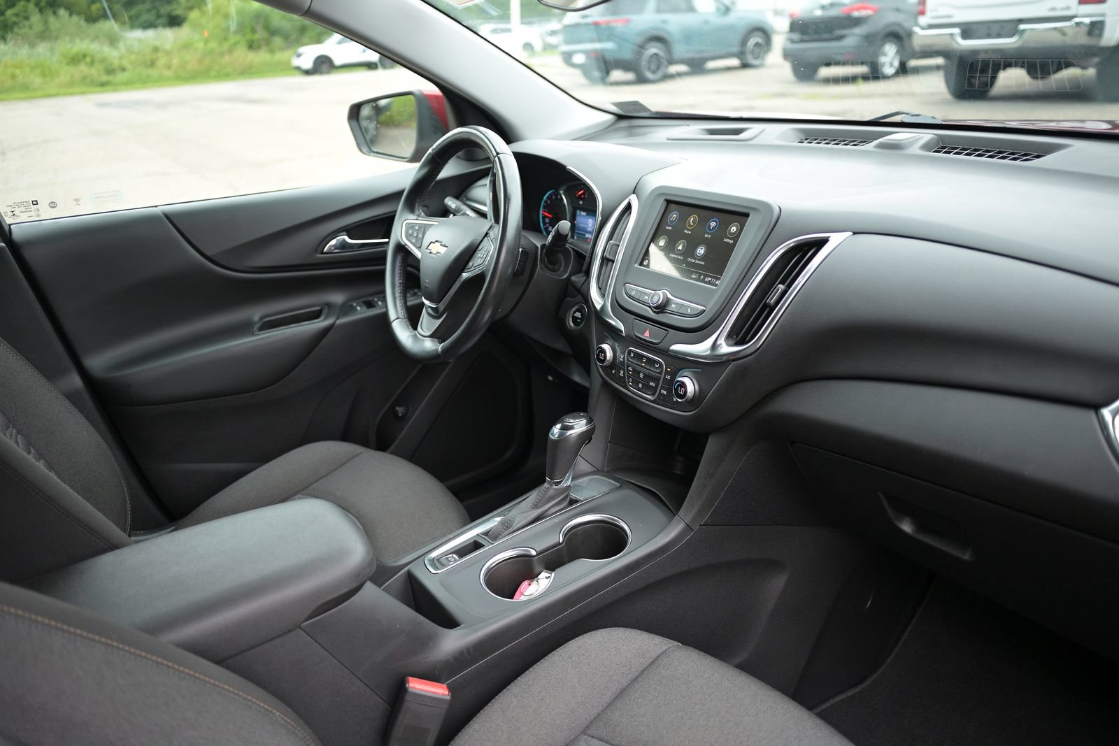 Used 2019 Chevrolet Equinox LT w/ Driver Convenience Package FWD image 53