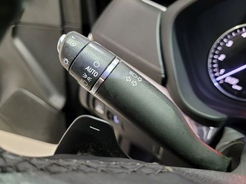 Used 2021 Cadillac XT4 Luxury w/ Driver Awareness Package image 47