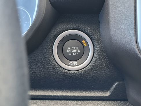 New 2026 RAM 1500 Express AWD/4WD image 16