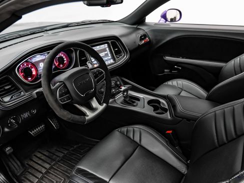 Used 2023 Dodge Challenger SRT Hellcat RWD image 3