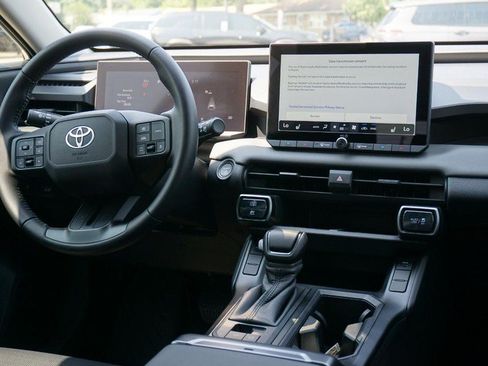 Used 2026 Toyota RAV4 XLE Premium FWD image 34