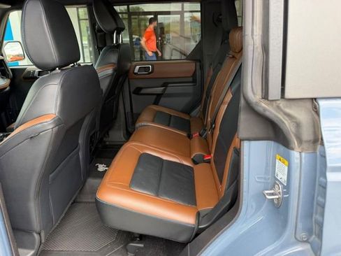 Used 2024 Ford Bronco Outer Banks AWD/4WD image 9